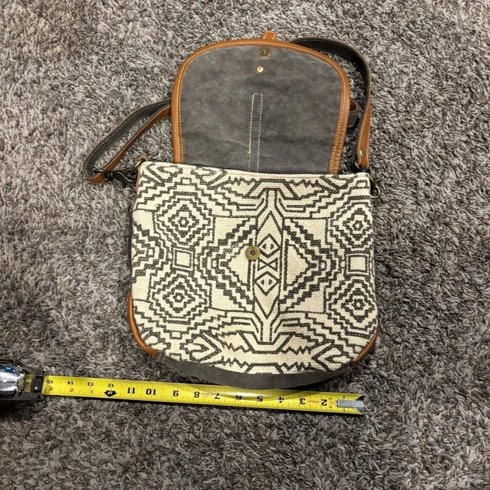 Myra Bag stylish women